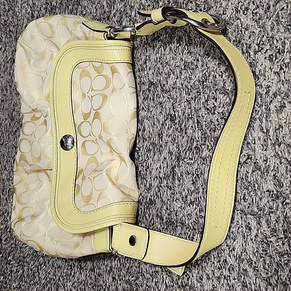 Coach Yellow Shoulder Bag - Picture 6 of 6